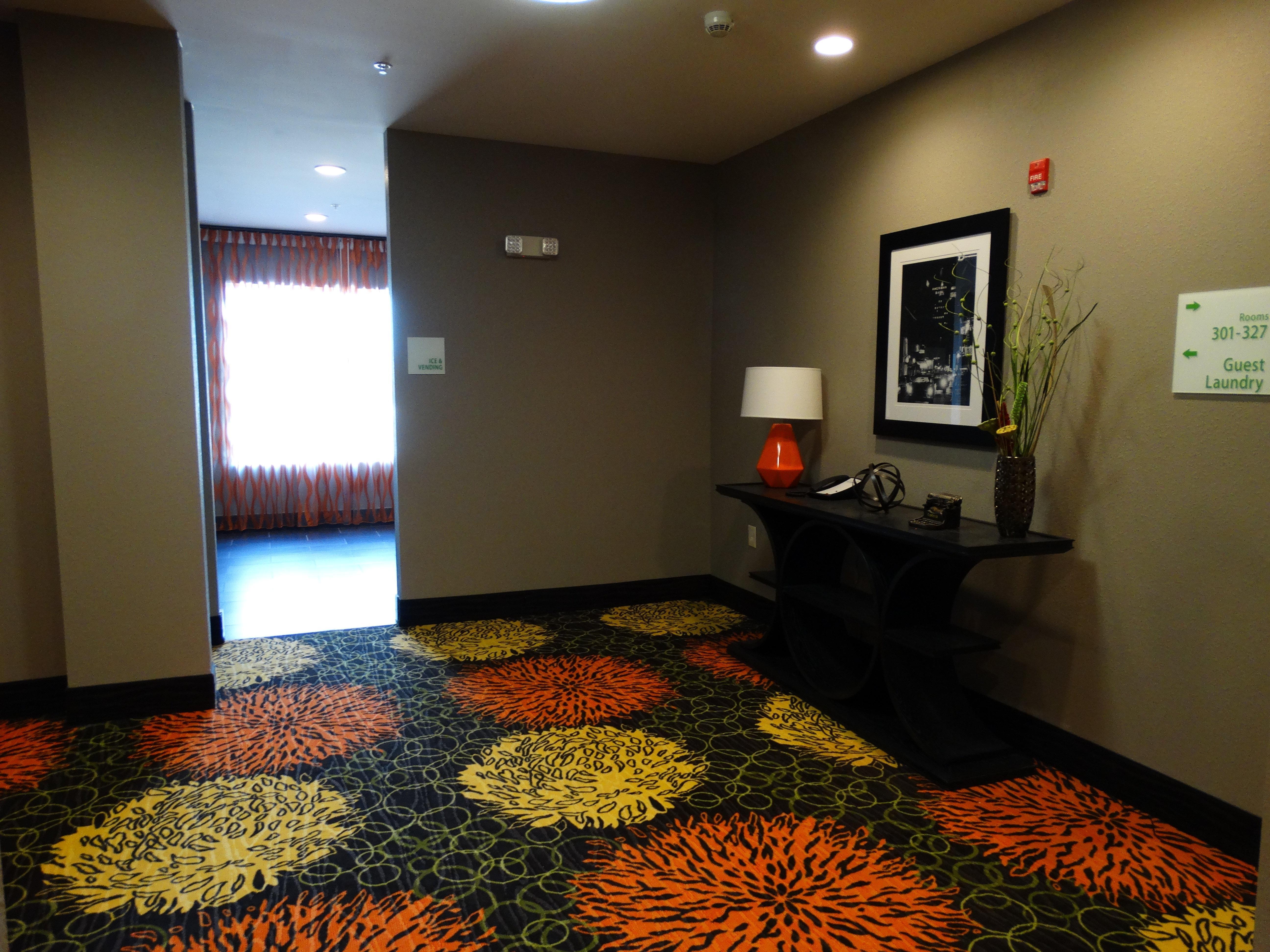 Holiday Inn Covington By Ihg Exterior photo